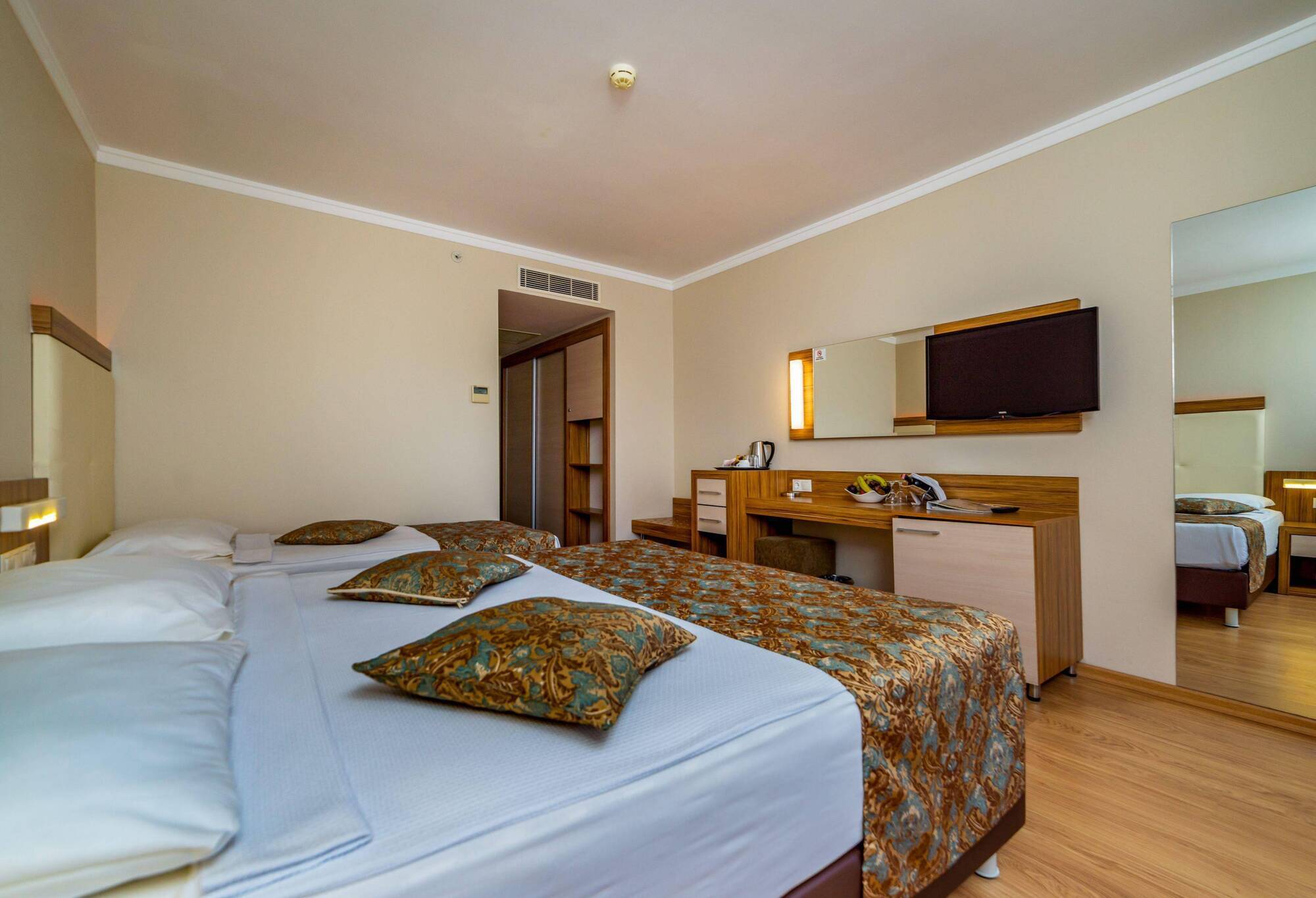 Hane Hotel Kumkoy Buitenkant foto